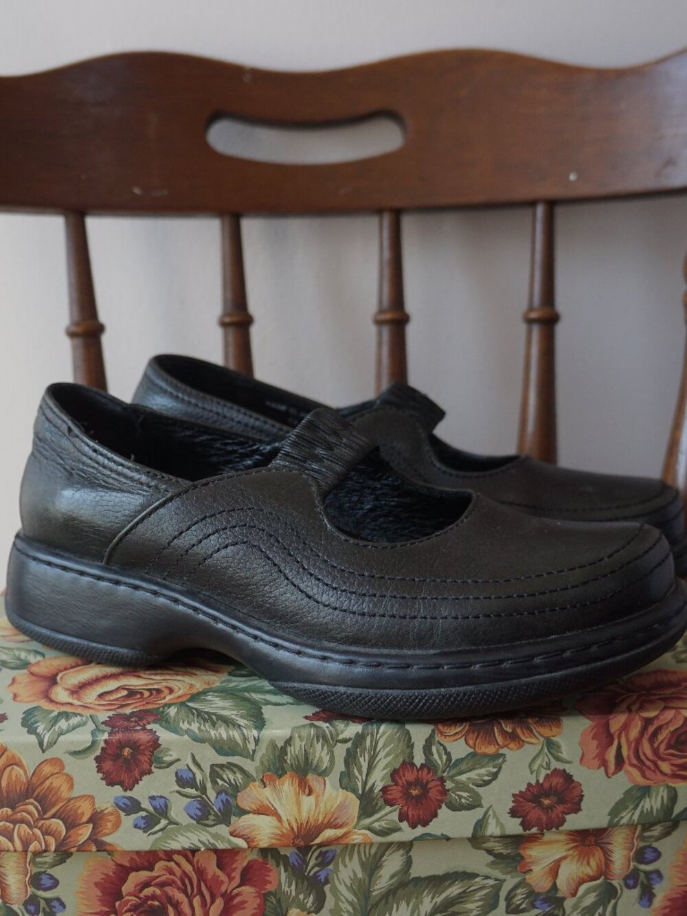 Dansko Black Genuine Leather Mary Jane Clog Shoes 🖤  Womens US 6.5 (EU 37)